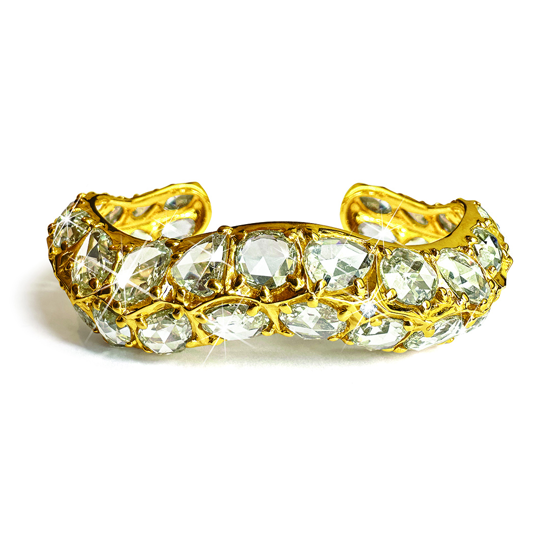 RG03_SG03_S03_Belperron-Serti-Couteau-Wave-Cuff-Diamond-BBR568_2025-copy-1_1080x1080_acf_cropped