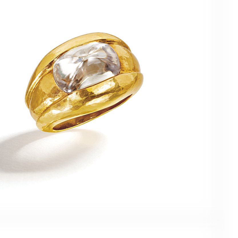 RG03_SG03_S03_Belperron-Bourrelets-Ring_Cabochon-Diamond_2026-72dpi_0x0_acf_cropped