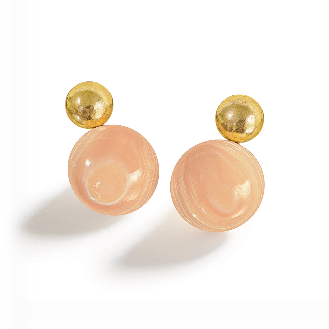 RG03_SG03_S03_Belperron-Bouton-Earclips_Helmet-Shell-Gold_2026-72dpi_1080x1080_acf_cropped