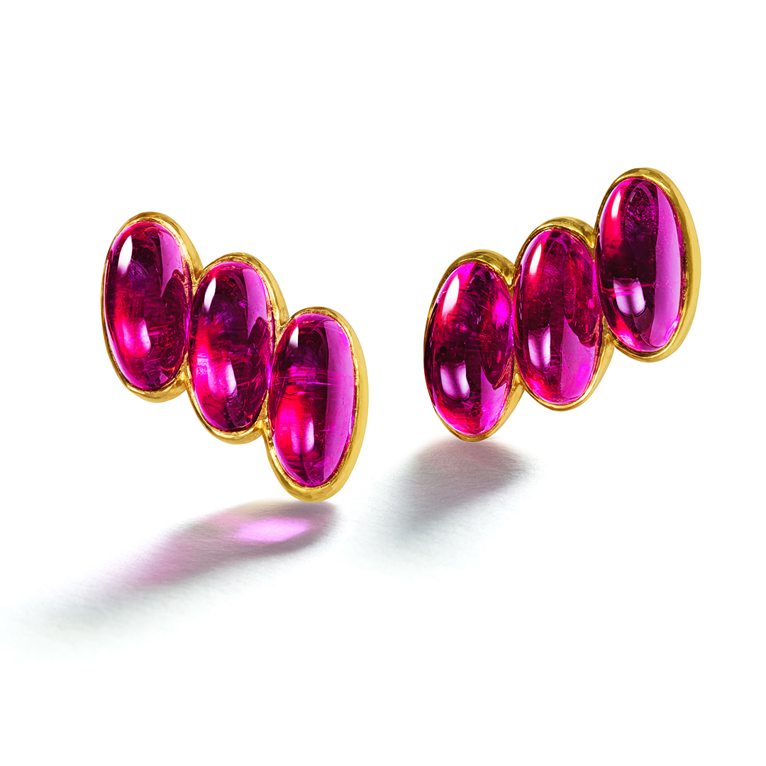 RG03_SG03_S03_Belperron-Trio-Earclips_Rubellite_2026_1080x1080_acf_cropped