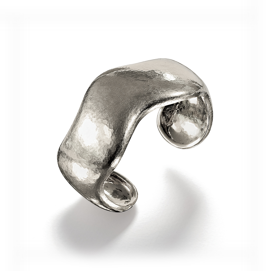 RG03_SG03_S03_Belperron-Wide-Wave-Cuff_Gray-Gold_2026-72dpi_1080x1080_acf_cropped